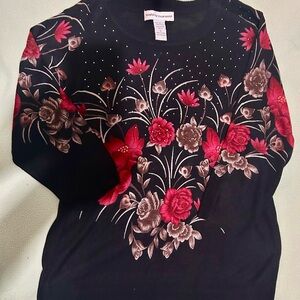 Cathy Daniels Black with Red Floral Design 3/4 sleeve soft women’s sweater